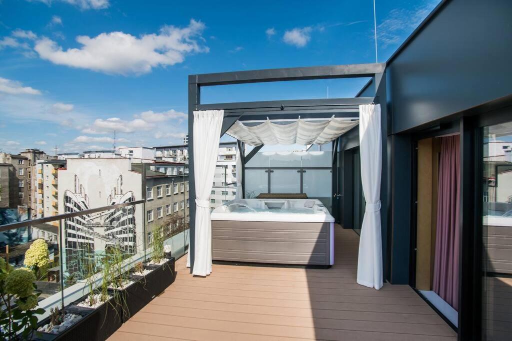 Luksusowy Penthouse Z Jacuzzi I Widokiem Na Morze Apartment Gdynia Luaran gambar